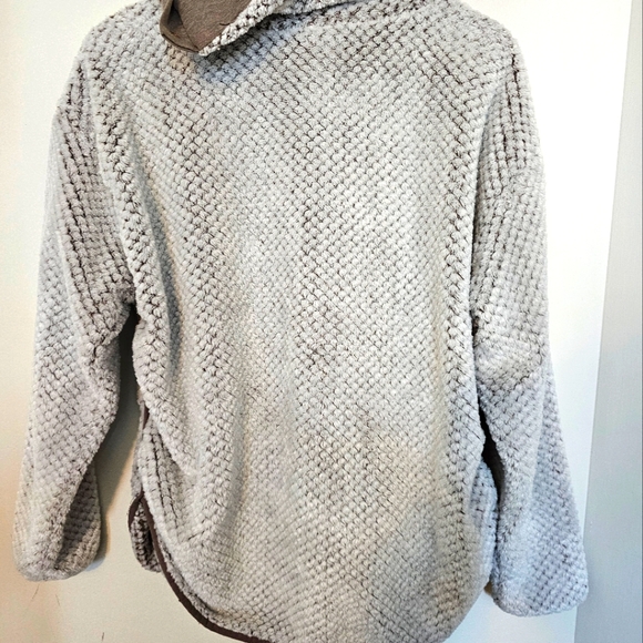 St.John's Bay Sweater - Picture 2 of 3